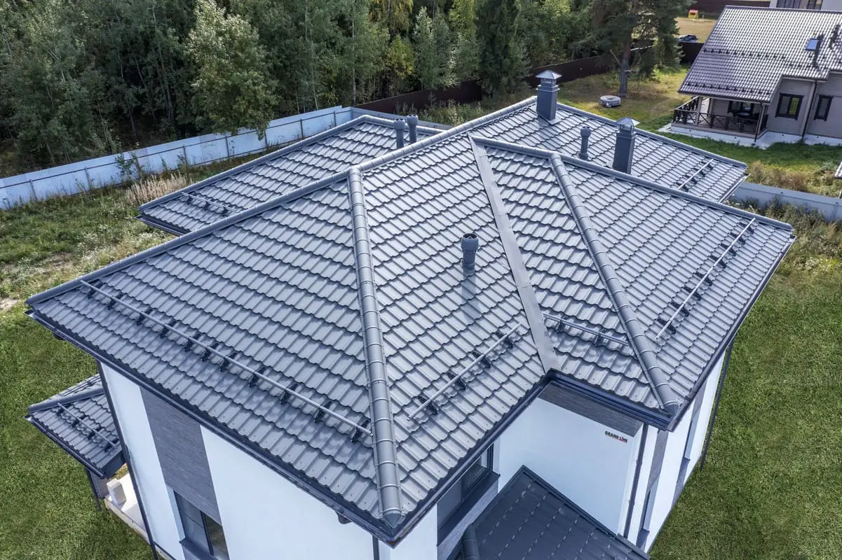 Металлочерепица Квинта плюс 3D Grand Line 0,5 Velur RAL 7024 мокрый асфальт-mini